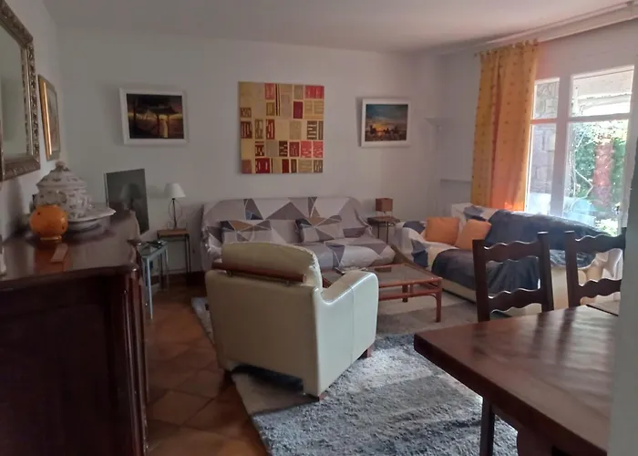 T2 Rez De Jardin Proximite Et Centre * Сен-Рафаэль