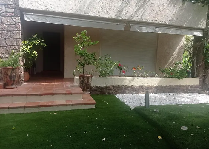 Апартаменты T2 Rez De Jardin Proximite Et Centre